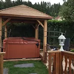 Domek alpejski Le Du Pont Des Fees - Sauna &