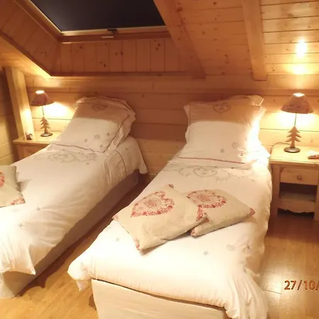 Le Du Pont Des Fees - Sauna & Chalet
