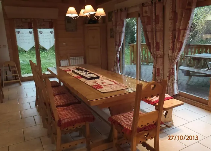 Le Du Pont Des Fees - Sauna & בקתה *